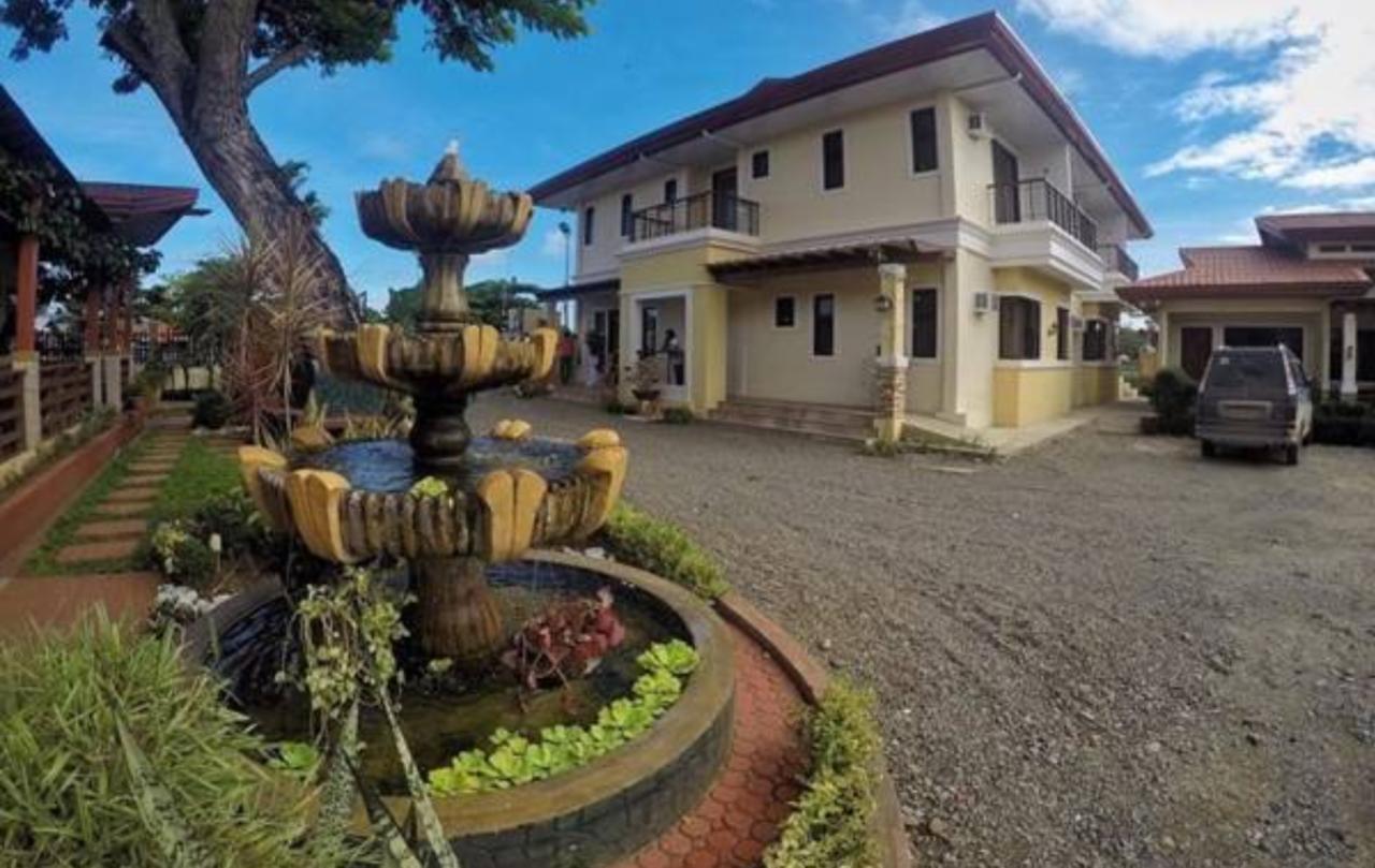 Maruyog'S Ridge Convention Center Hotell Quezon City Exteriör bild