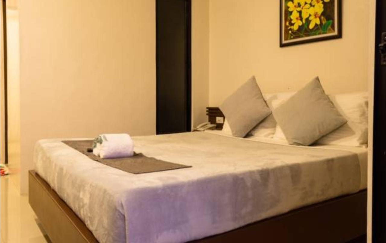 Maruyog'S Ridge Convention Center Hotell Quezon City Exteriör bild
