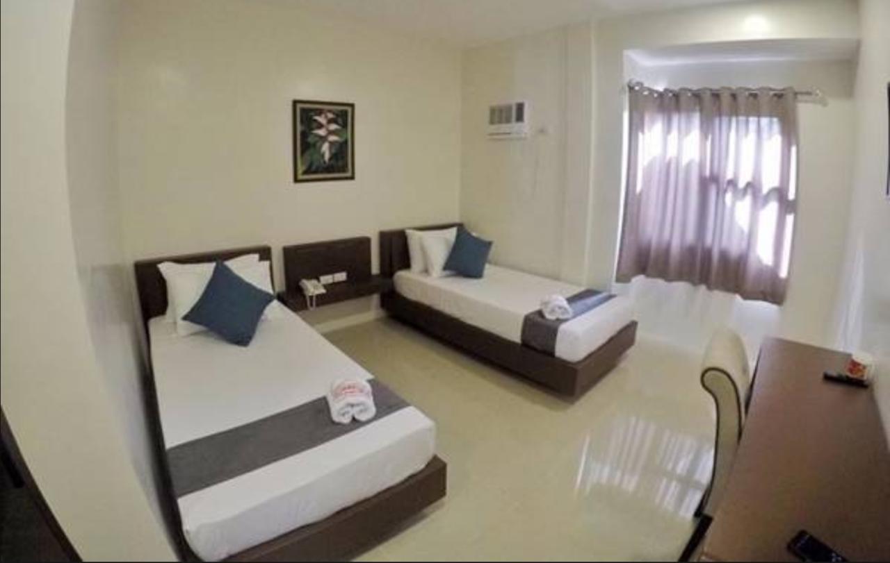 Maruyog'S Ridge Convention Center Hotell Quezon City Exteriör bild