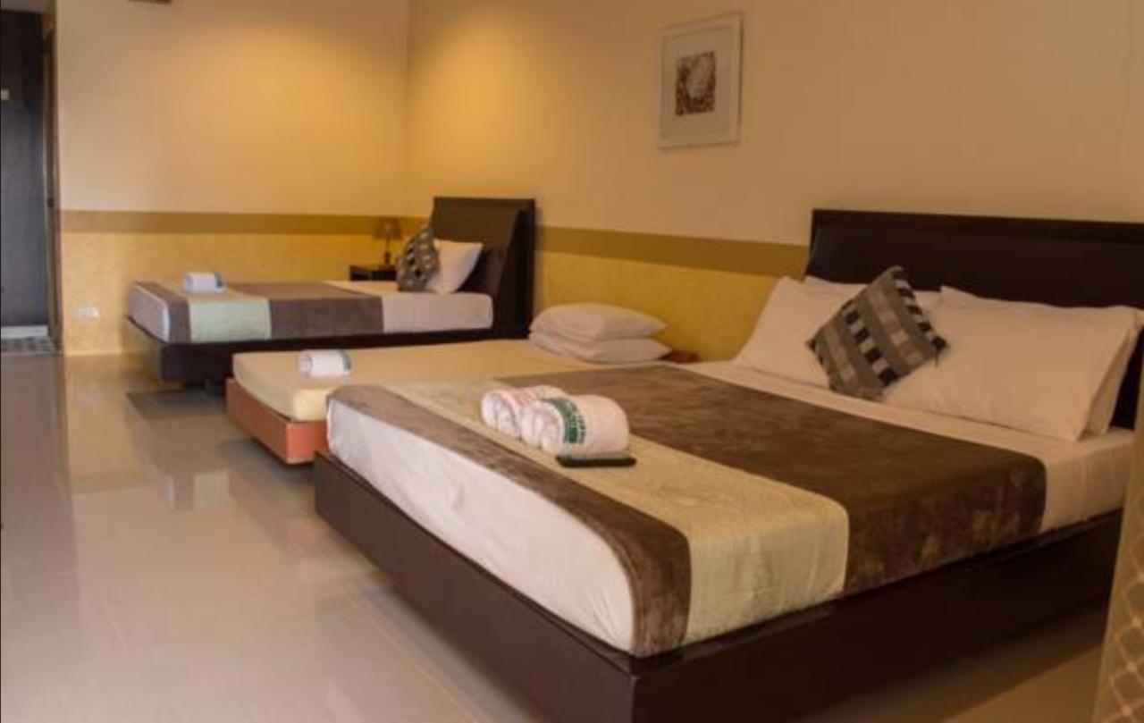 Maruyog'S Ridge Convention Center Hotell Quezon City Exteriör bild