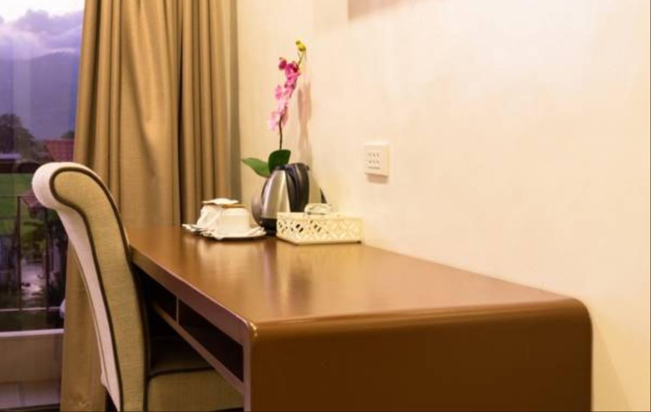 Maruyog'S Ridge Convention Center Hotell Quezon City Exteriör bild