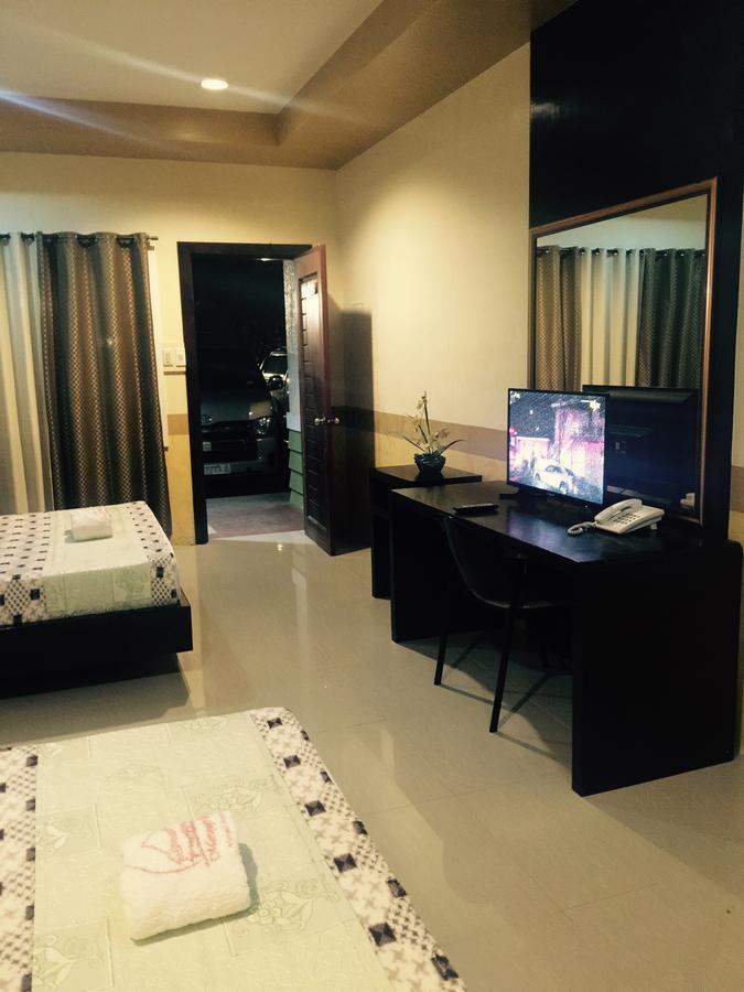 Maruyog'S Ridge Convention Center Hotell Quezon City Exteriör bild